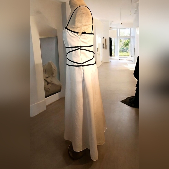 Source Unknown White and Black Maxi Dress - Picture 3 of 6